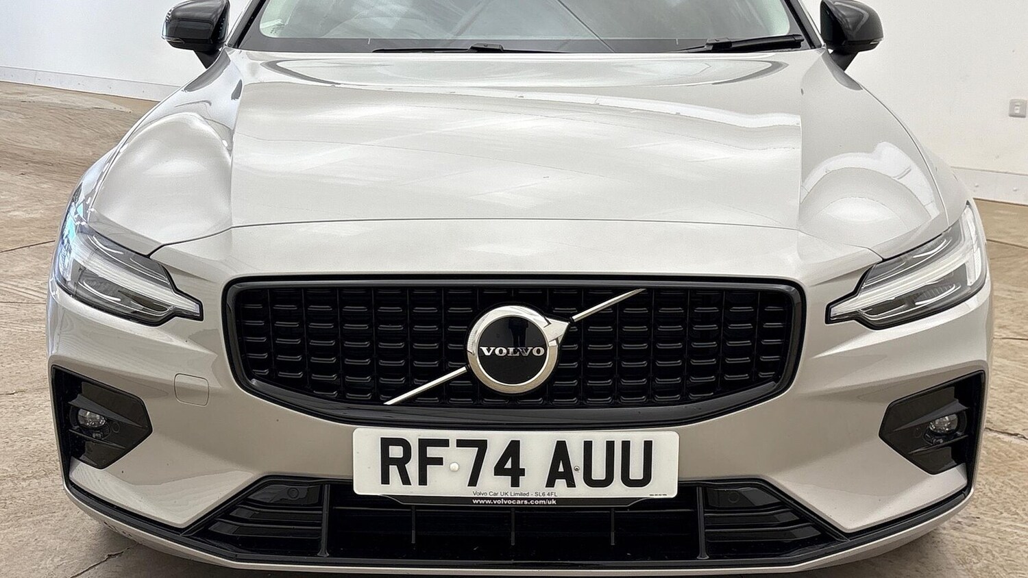 Used Volvo V60 2025 for sale - 76837120: Photo 33