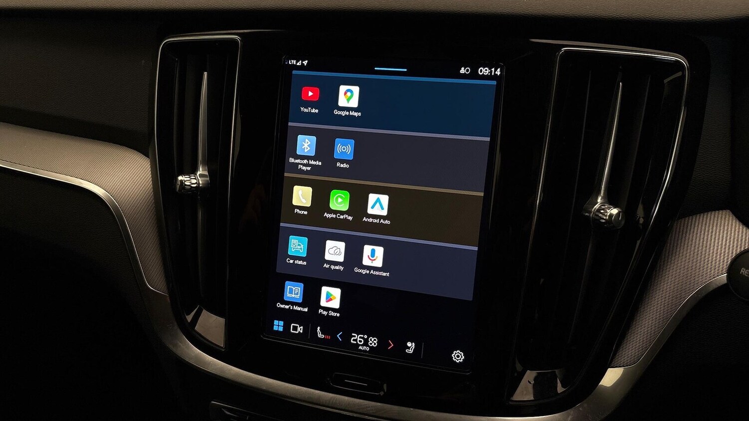 Used Volvo V60 2025 for sale - 76837120: Photo 37