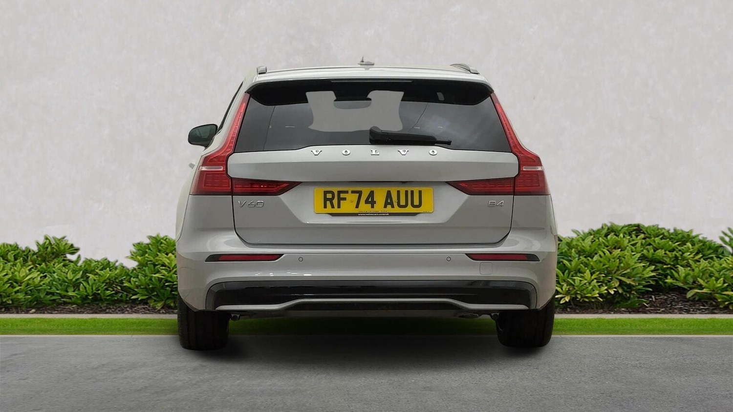 Used Volvo V60 2025 for sale - 76837120: Photo 4