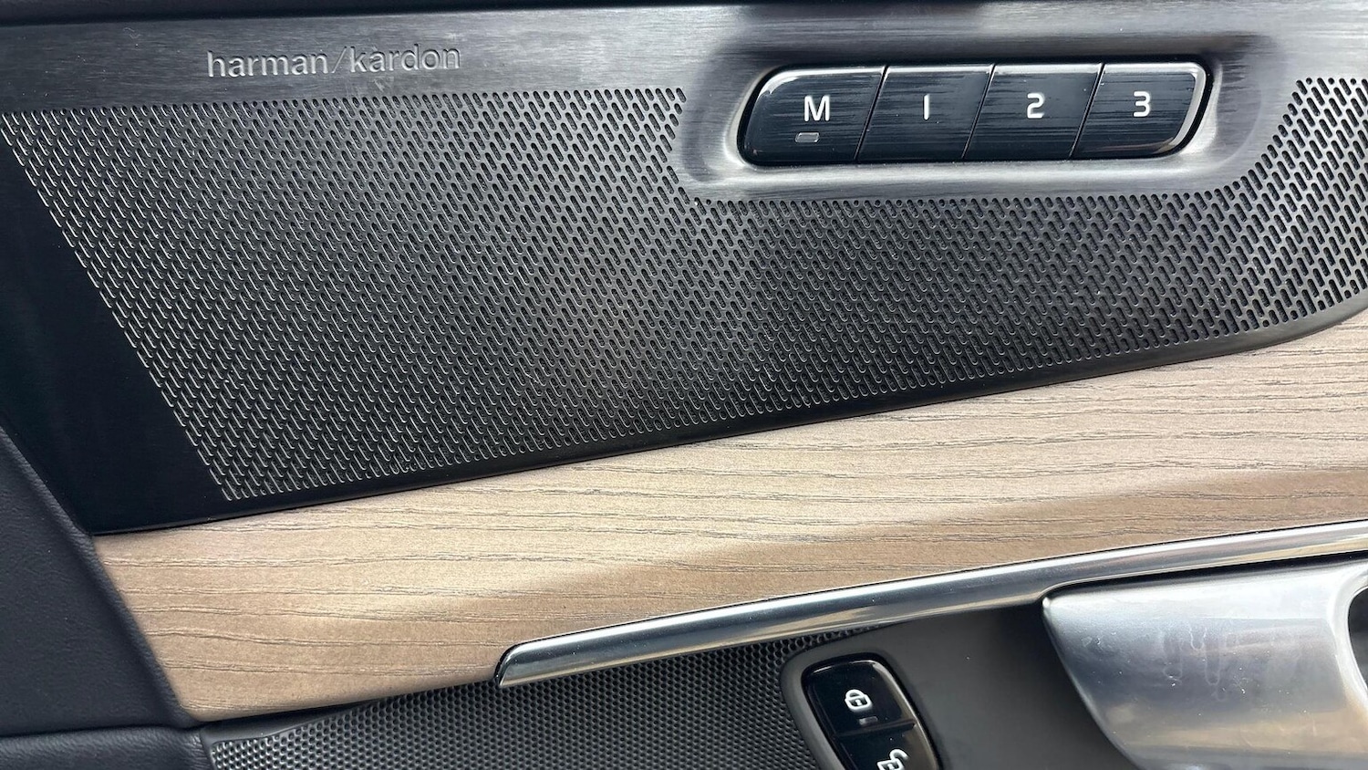 Used Volvo XC90 2025 for sale - 76439802: Photo 19