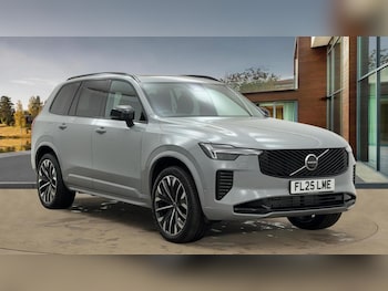 2025 - 2.0 T8 PHEV Plus Dark 5dr AWD Geartronic