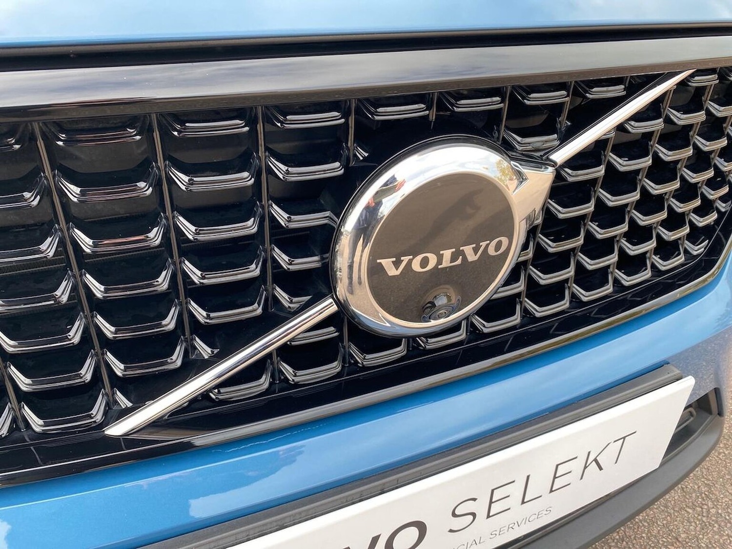 Used Volvo XC40 2023 for sale - 76565440: Photo 33