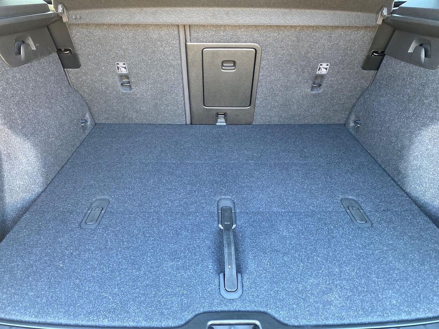 Used Volvo XC40 2025 for sale - 76374360: Photo 17