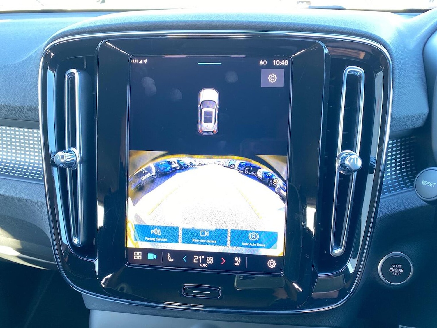 Used Volvo XC40 2025 for sale - 76374360: Photo 23