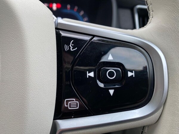 Used Volvo XC90 2025 for sale - 76299435: Photo 26