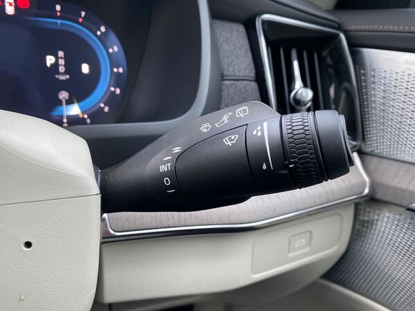 Used Volvo XC90 2025 for sale - 76299435: Photo 28