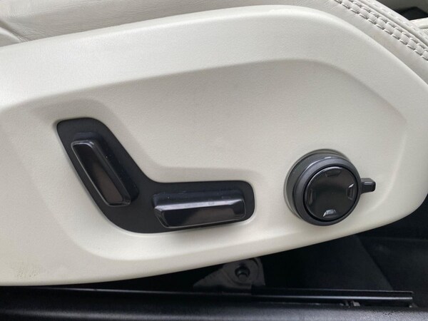 Used Volvo XC90 2025 for sale - 76299435: Photo 30