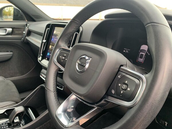 Used Volvo XC40 2022 for sale - 76313830: Photo 26