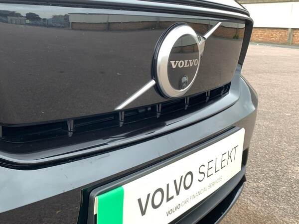 Used Volvo XC40 2022 for sale - 76313830: Photo 30