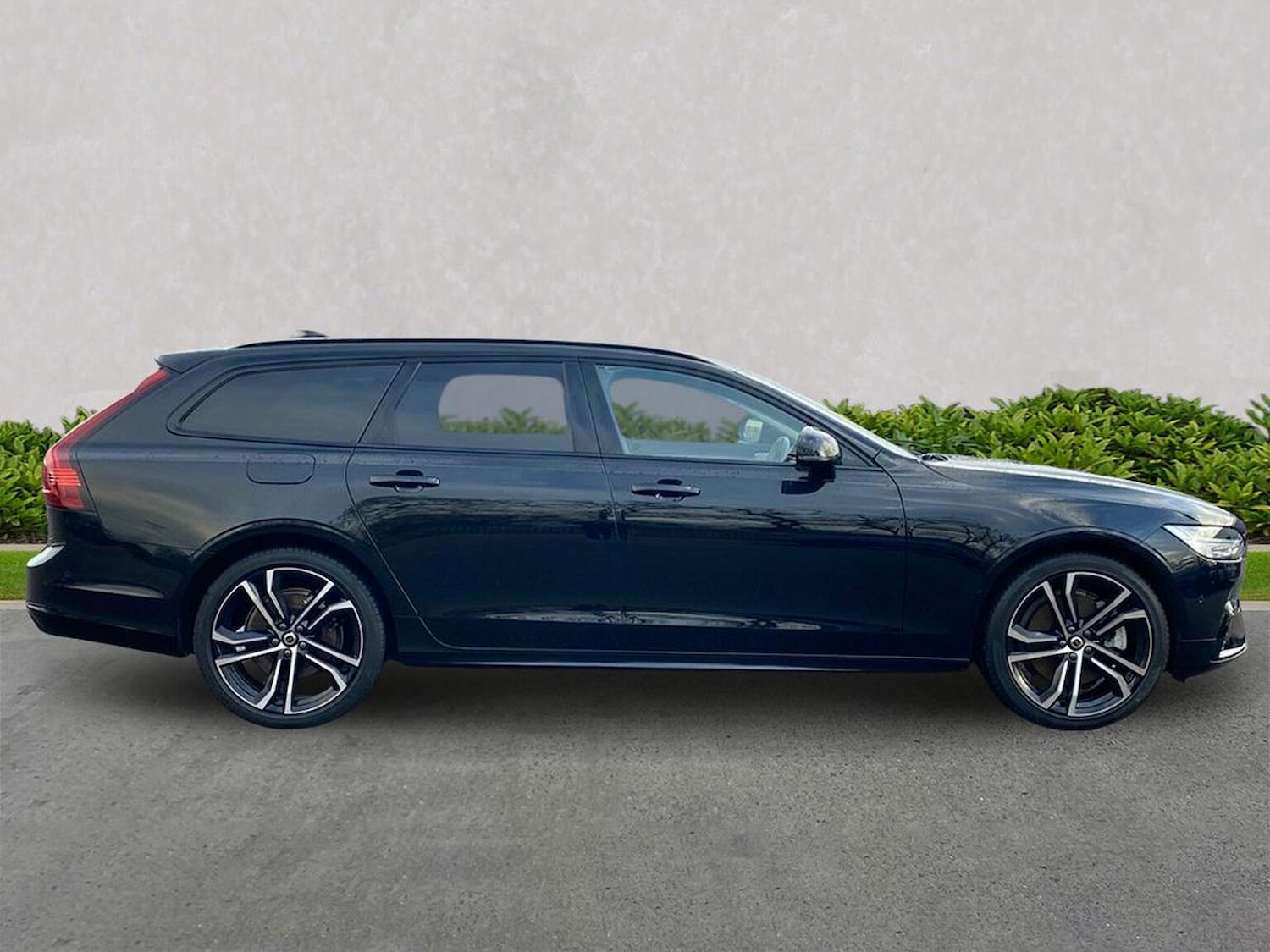 Used Volvo V90 2024 for sale - 77487504: Photo 3