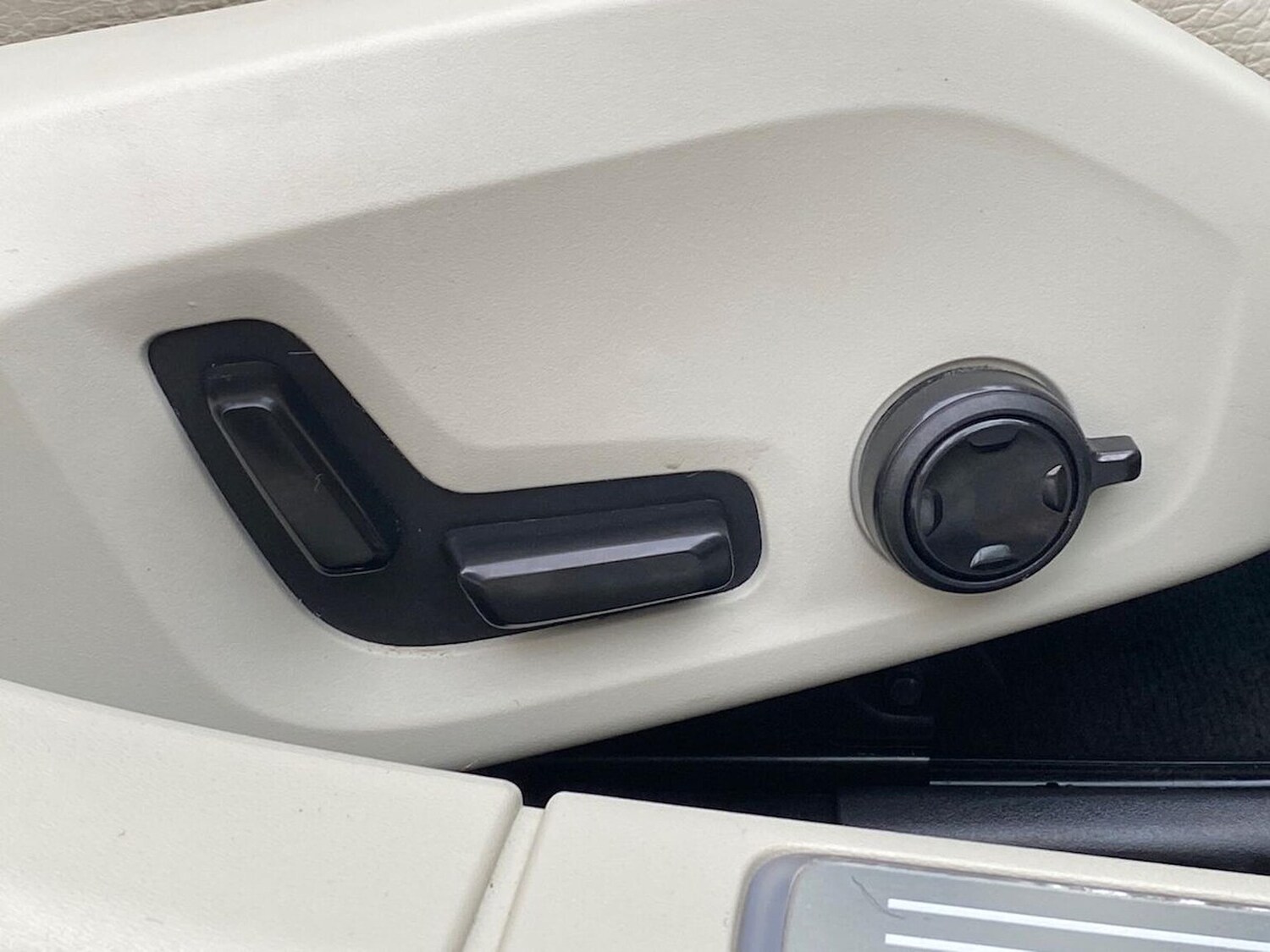 Used Volvo V90 2024 for sale - 77487504: Photo 30