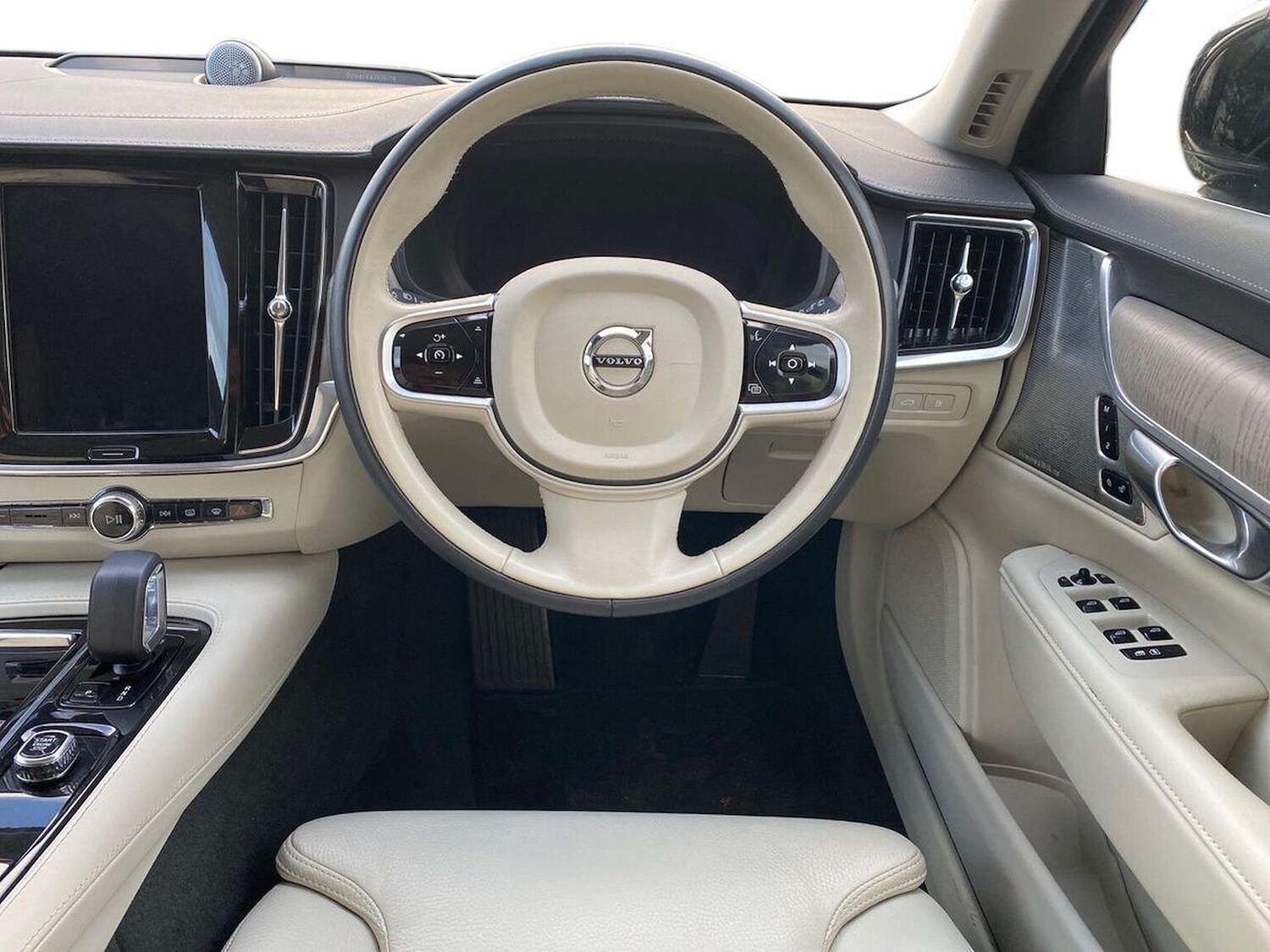 Used Volvo V90 2024 for sale - 77487504: Photo 9