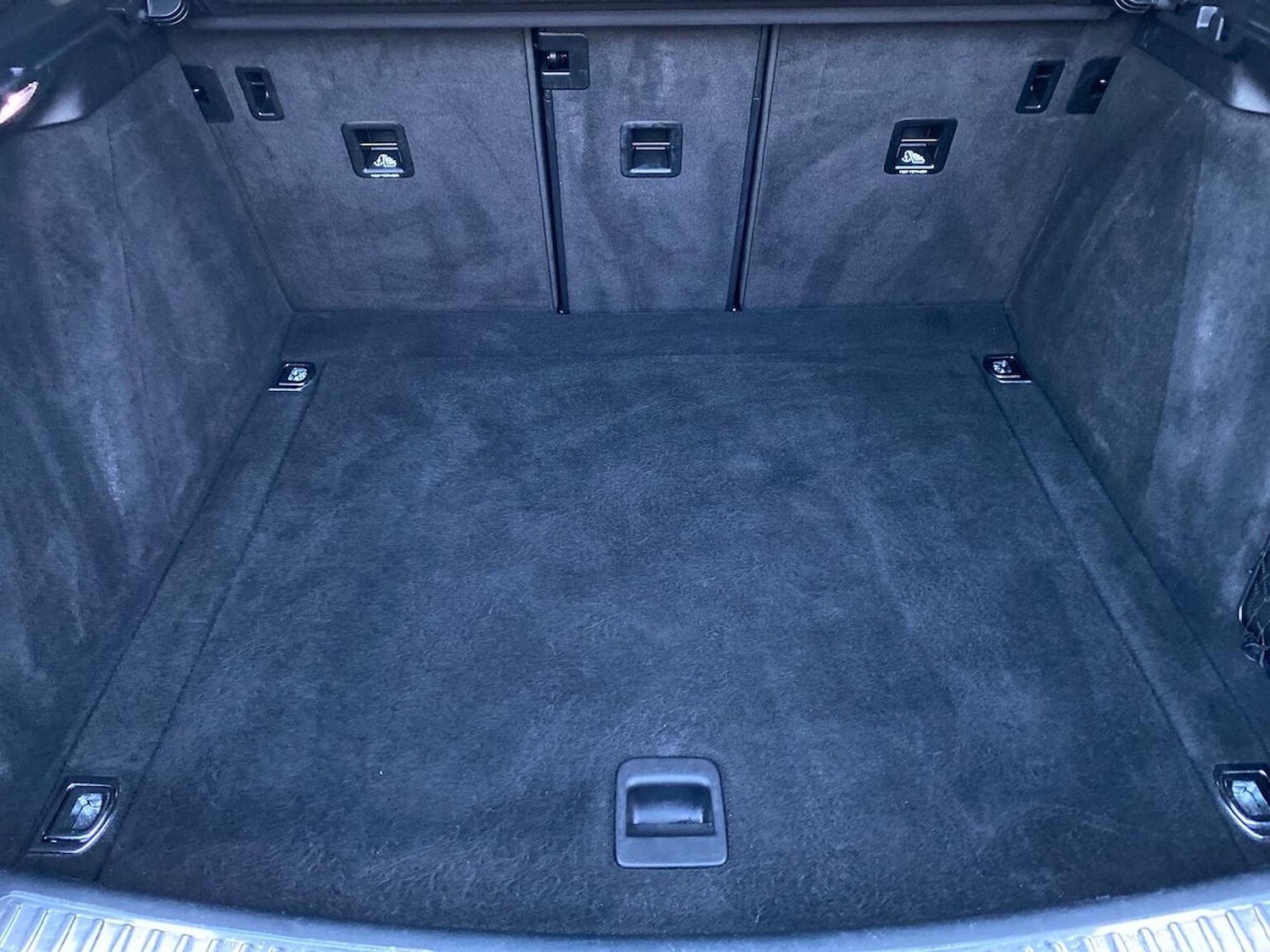 Used Porsche Macan 2021 for sale - 77028117: Photo 17