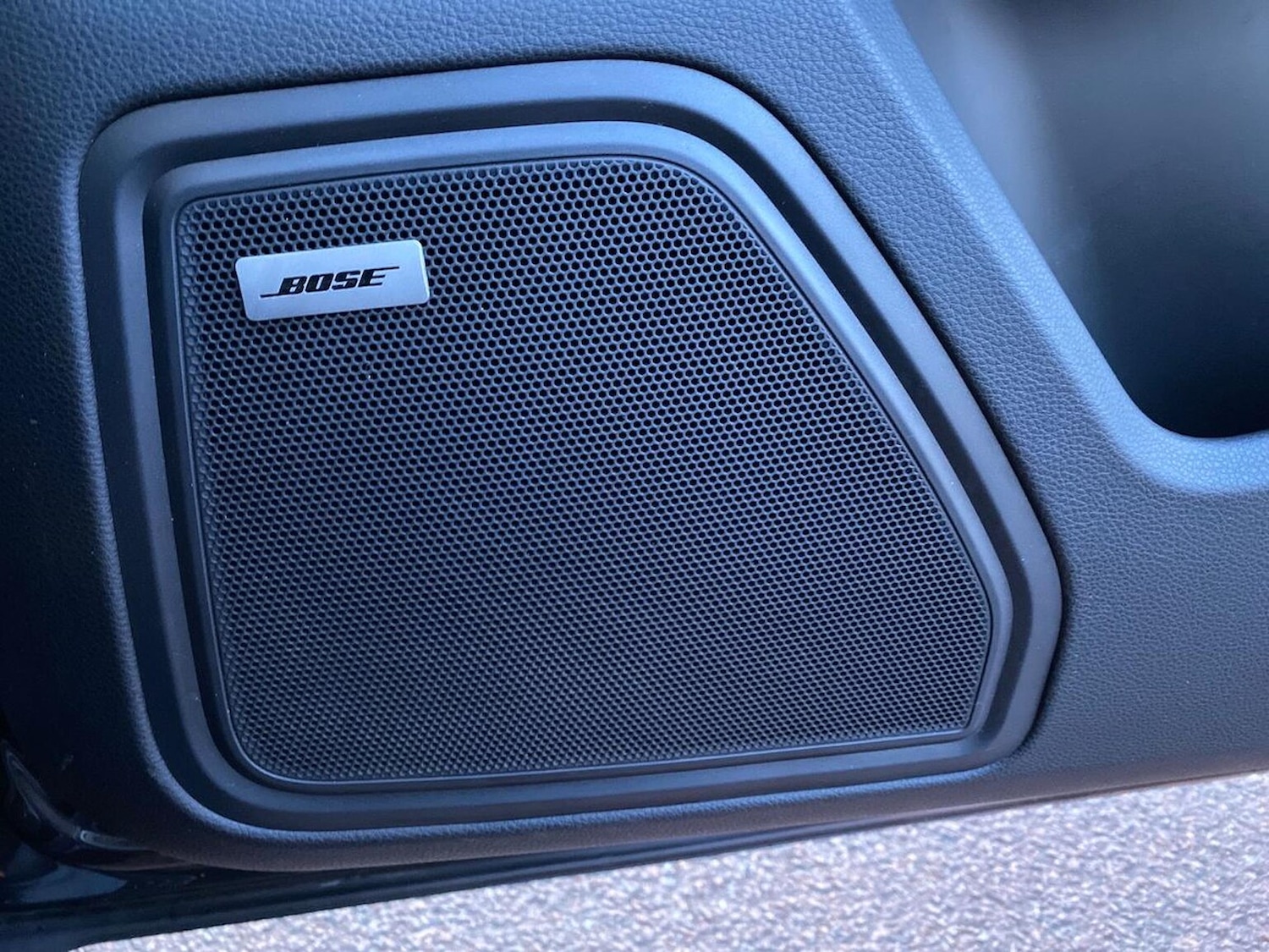 Used Porsche Macan 2021 for sale - 77028117: Photo 31