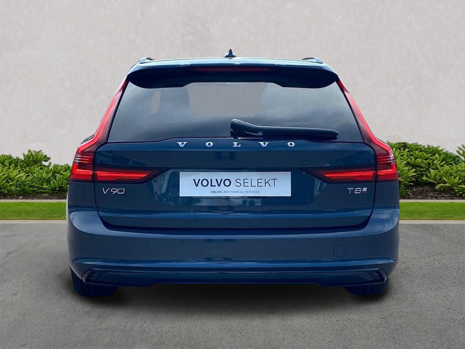 Used Volvo V90 2025 for sale - 77487548: Photo 4