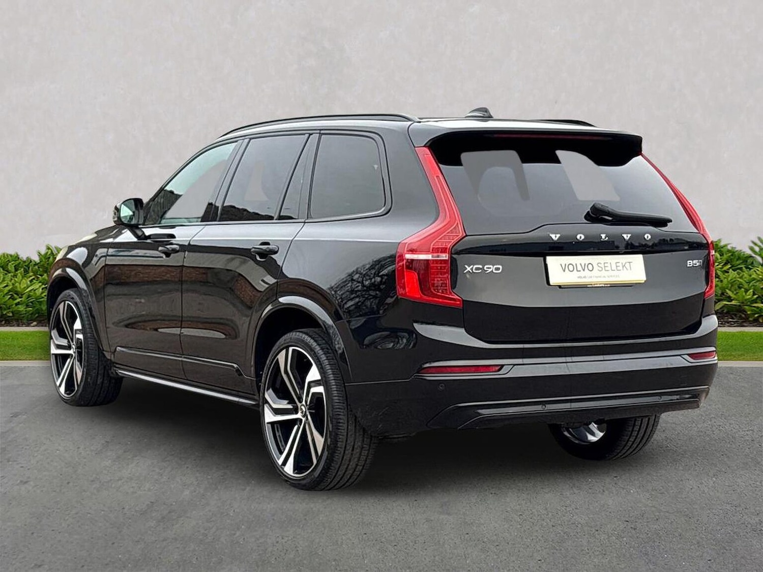 Used Volvo XC90 2021 for sale - 76969033: Photo 2