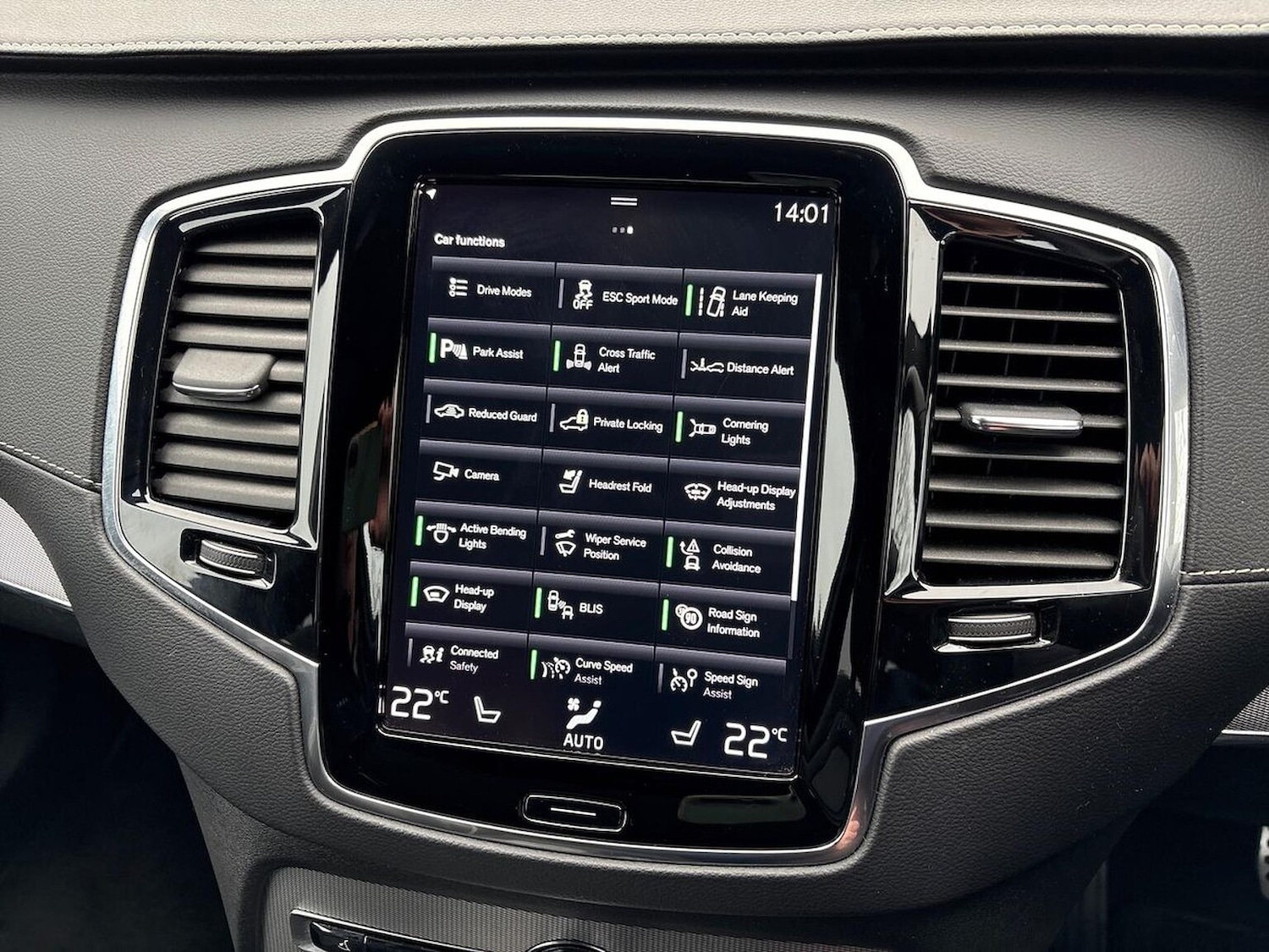 Used Volvo XC90 2021 for sale - 76969033: Photo 25