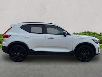 Used Volvo XC40 2025 for sale - 79595995: Photo