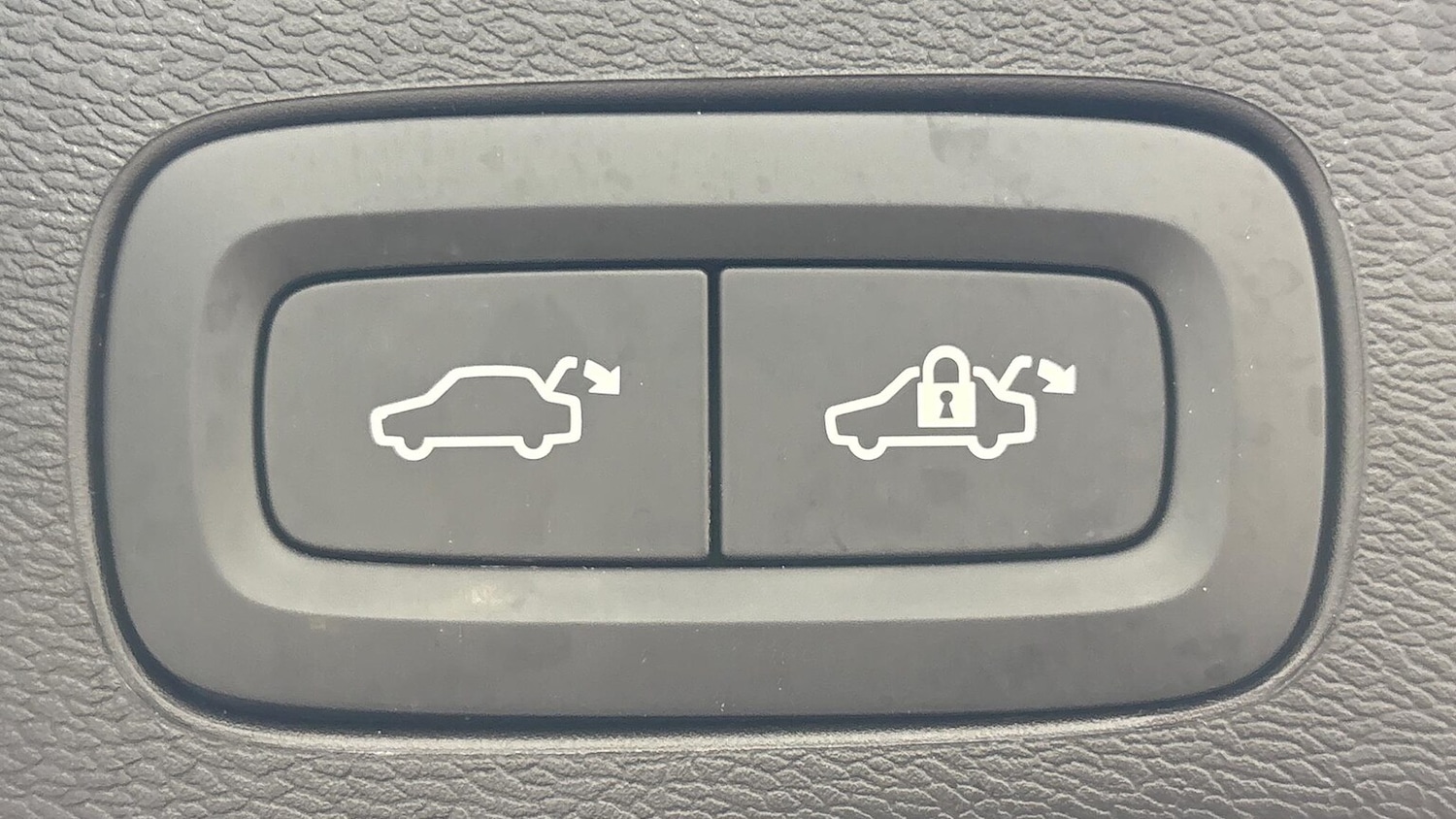 Used Volvo XC60 2025 for sale - 77639312: Photo 22