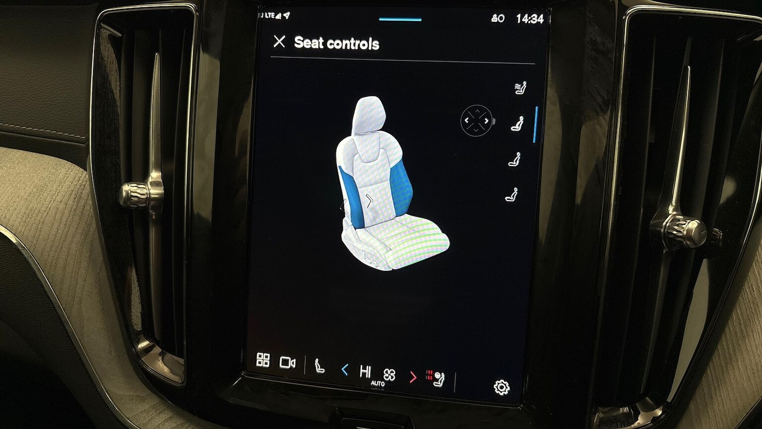 Used Volvo XC60 2025 for sale - 77639312: Photo 29