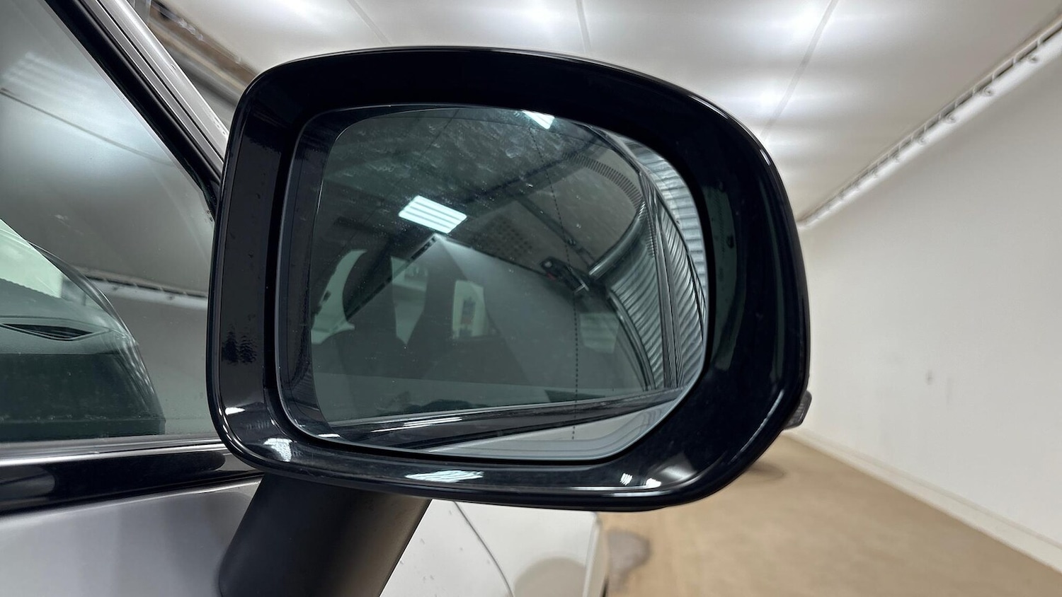 Used Volvo XC60 2025 for sale - 77639312: Photo 38