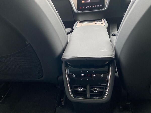 Used Volvo EX90 2025 for sale - 75505316: Photo 12
