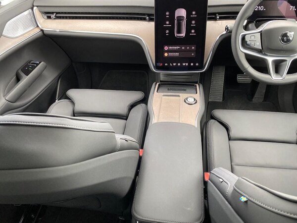 Used Volvo EX90 2025 for sale - 75505316: Photo 13