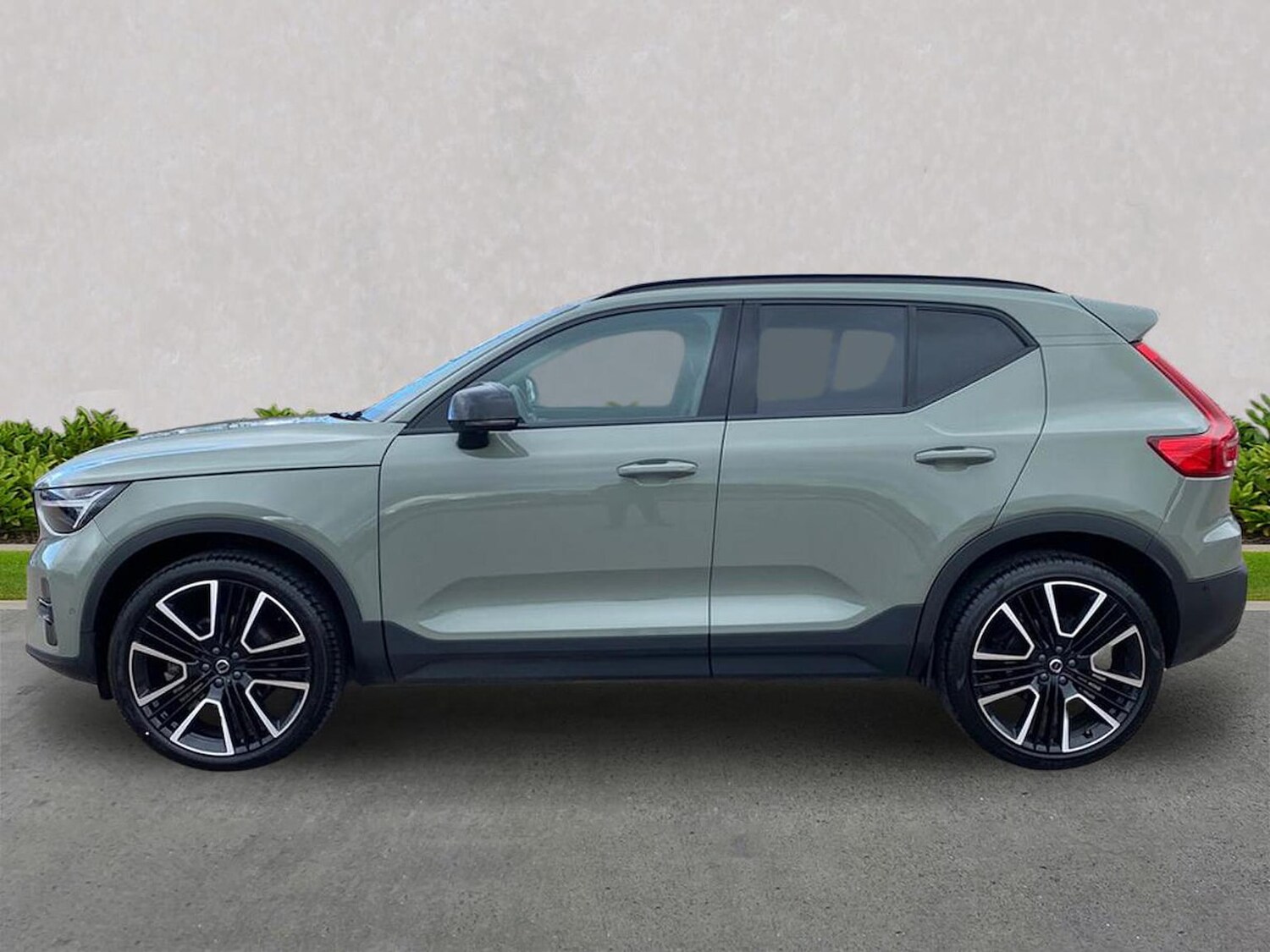 Used Volvo XC40 2025 for sale - 78193896: Photo 19