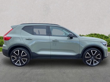 Used Volvo XC40 2025 for sale - 78193896: Photo