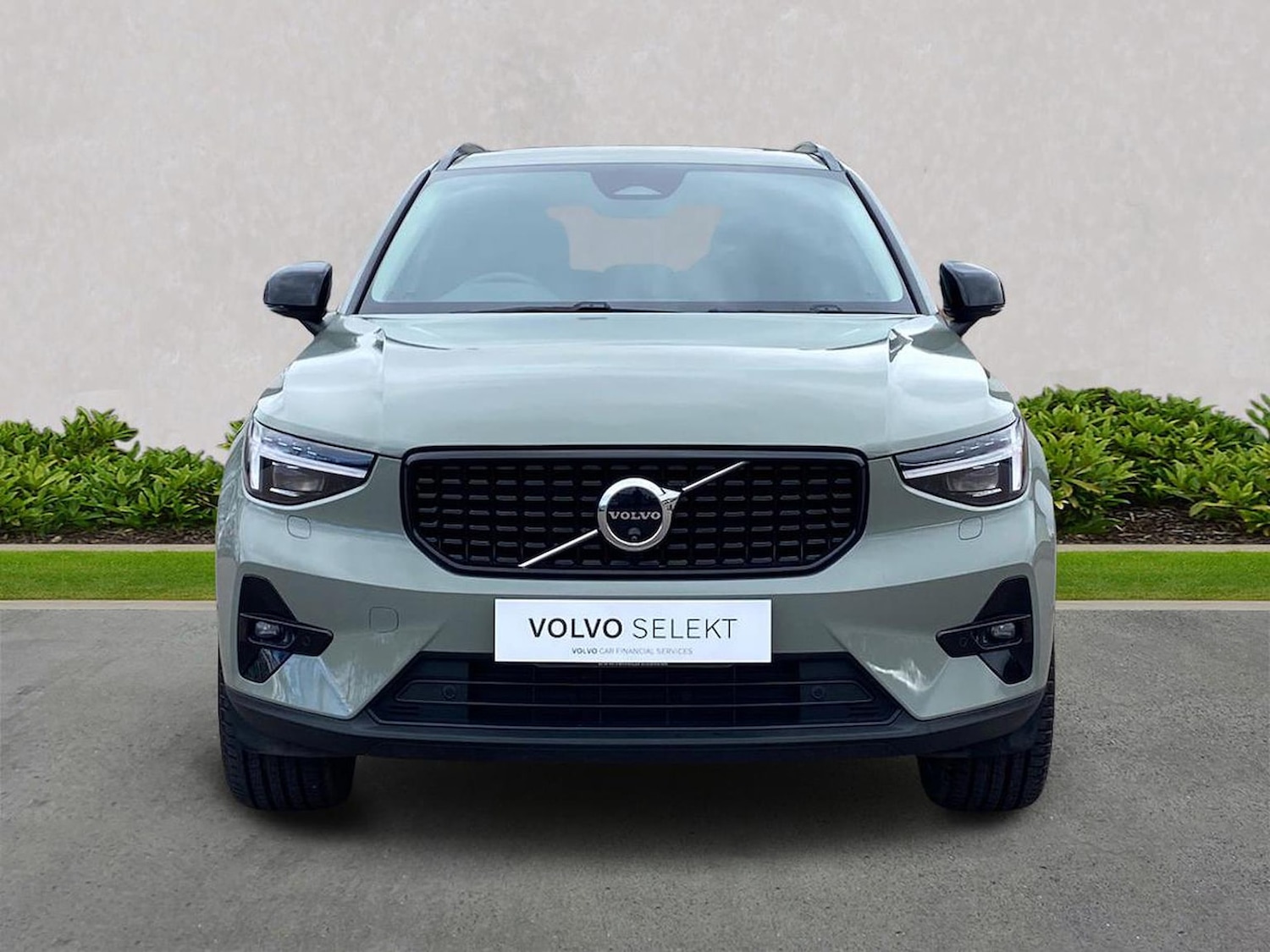 Used Volvo XC40 2025 for sale - 78193896: Photo 5