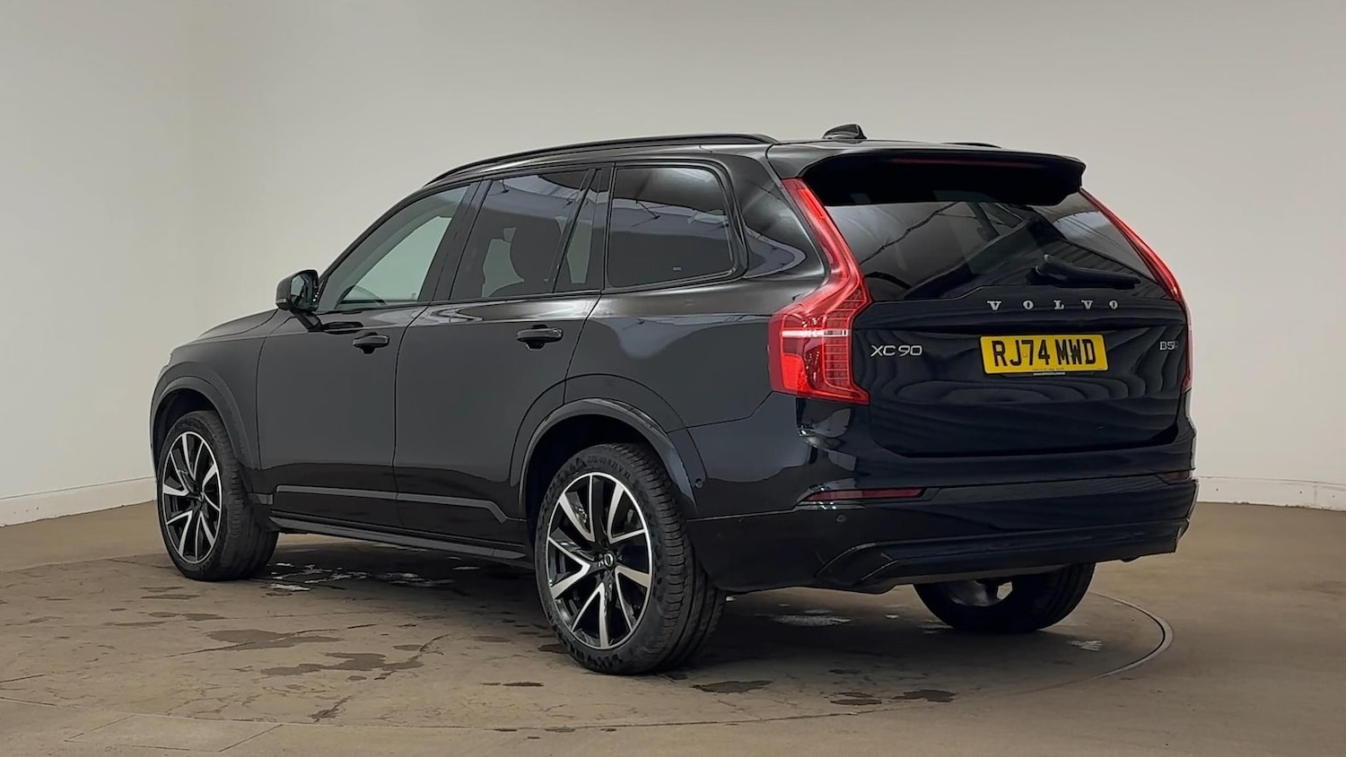 Used Volvo XC90 2024 for sale - 76422375: Photo 3