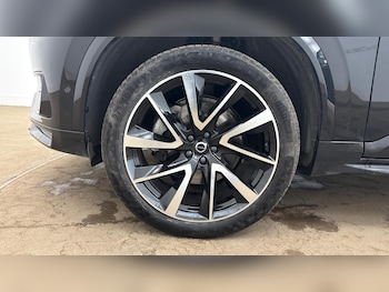 Used Volvo XC90 2024 for sale - 76422375: Photo