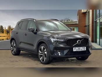 2025 - 2.0 B4P Ultra Dark 5Dr Auto