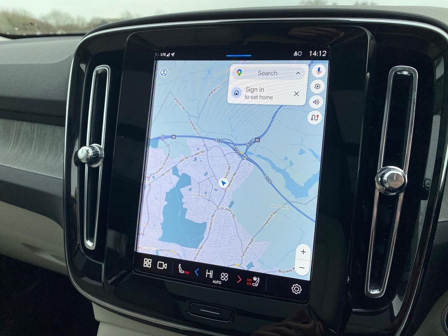 Used Volvo XC40 2025 for sale - 76518603: Photo 25