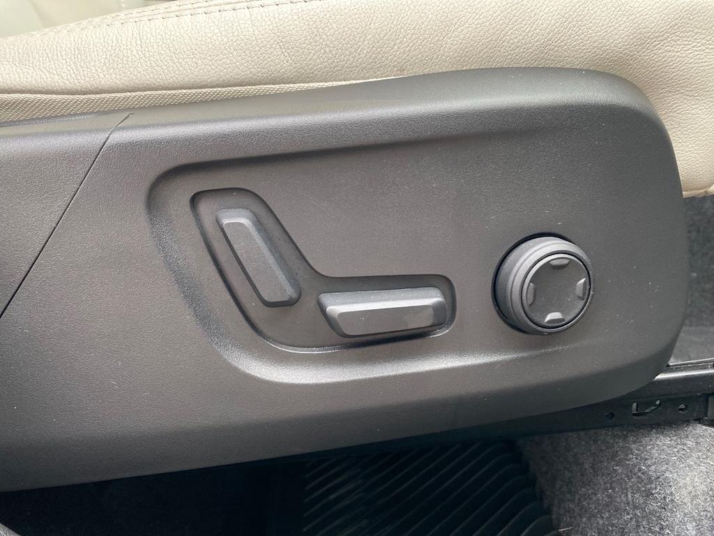 Used Volvo XC40 2025 for sale - 76518603: Photo 30