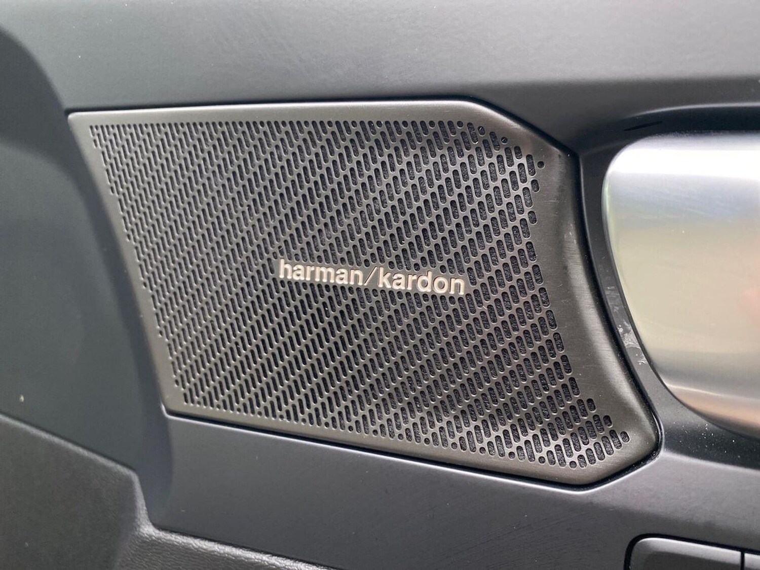 Used Volvo XC40 2025 for sale - 76518603: Photo 31