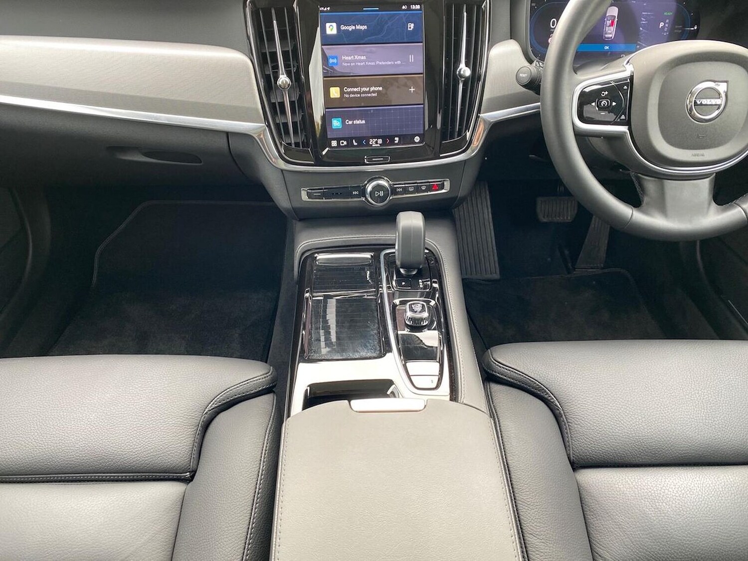 Used Volvo V90 2024 for sale - 76207470: Photo 13