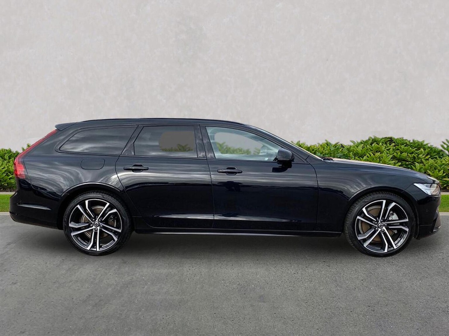 Used Volvo V90 2024 for sale - 76207470: Photo 3