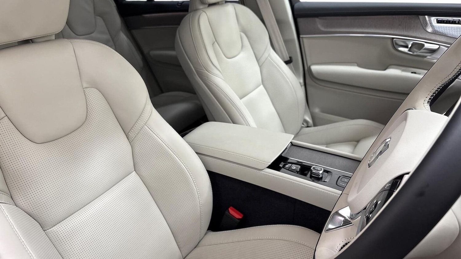 Used Volvo XC90 2025 for sale - 76807545: Photo 10