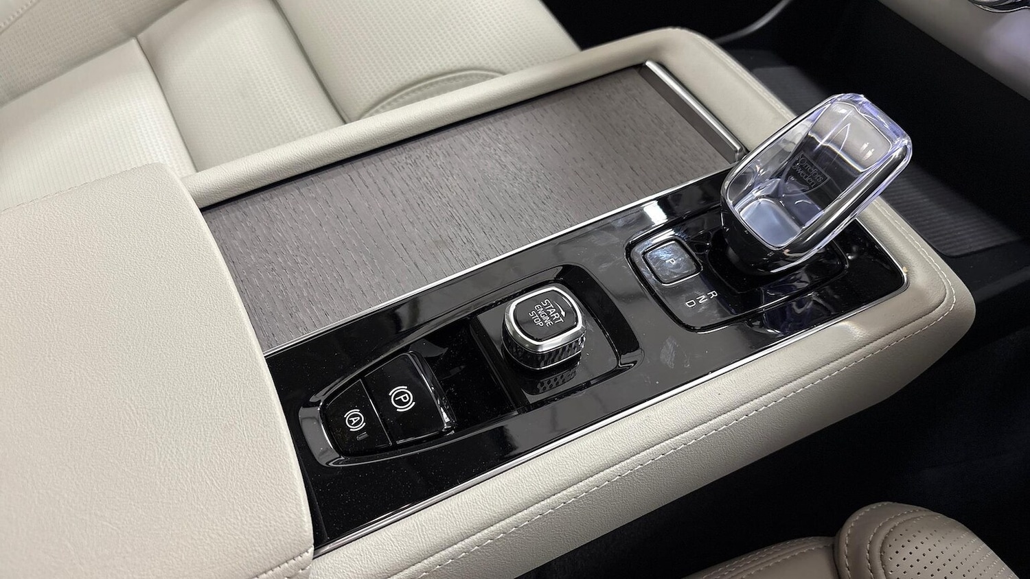 Used Volvo XC90 2025 for sale - 76807545: Photo 14