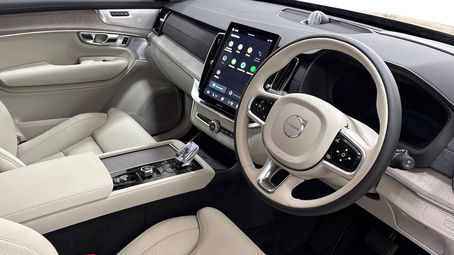 Used Volvo XC90 2025 for sale - 76807545: Photo 16