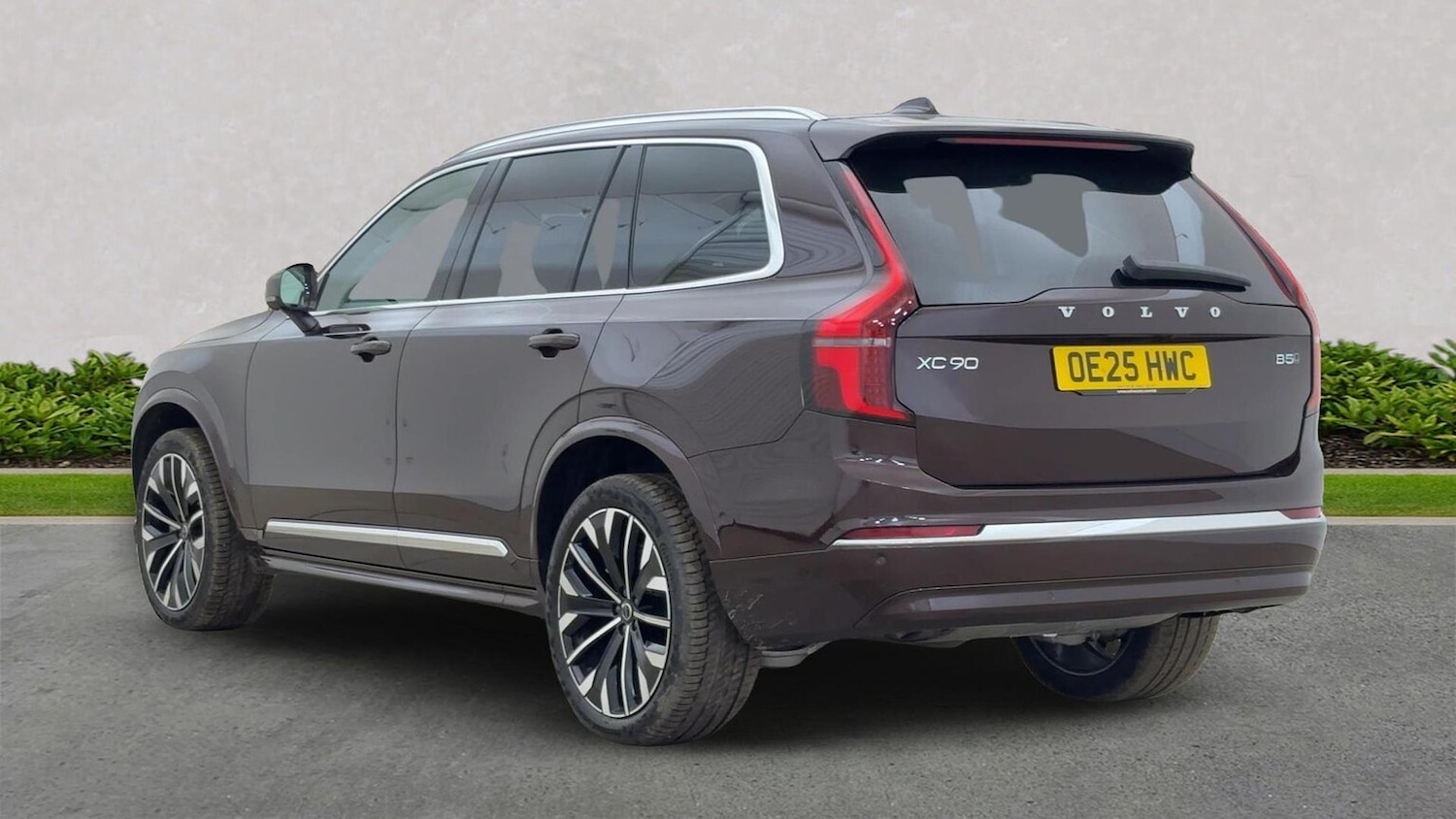 Used Volvo XC90 2025 for sale - 76807545: Photo 3