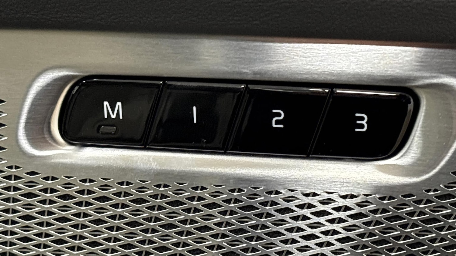 Used Volvo XC90 2025 for sale - 76807545: Photo 38