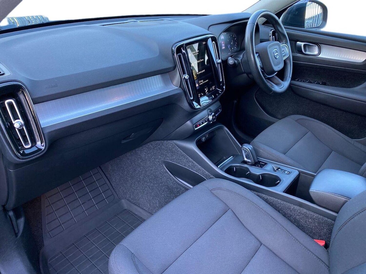 Used Volvo XC40 2021 for sale - 76011080: Photo 7