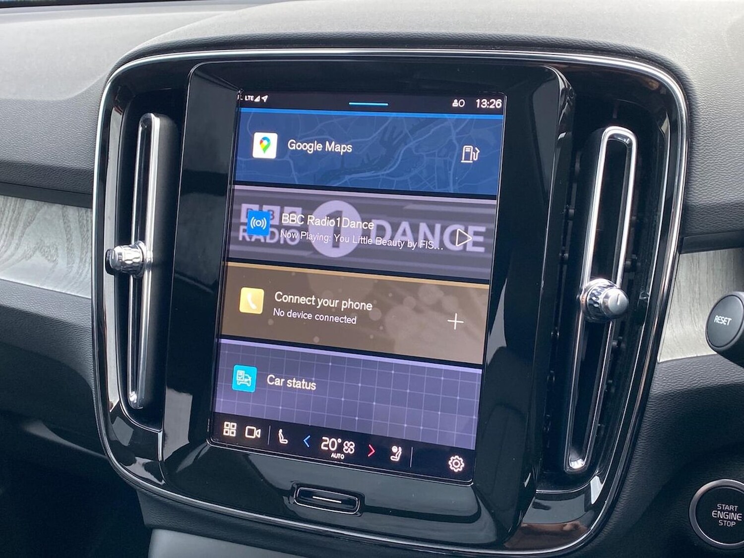 Used Volvo XC40 2025 for sale - 77487505: Photo 11