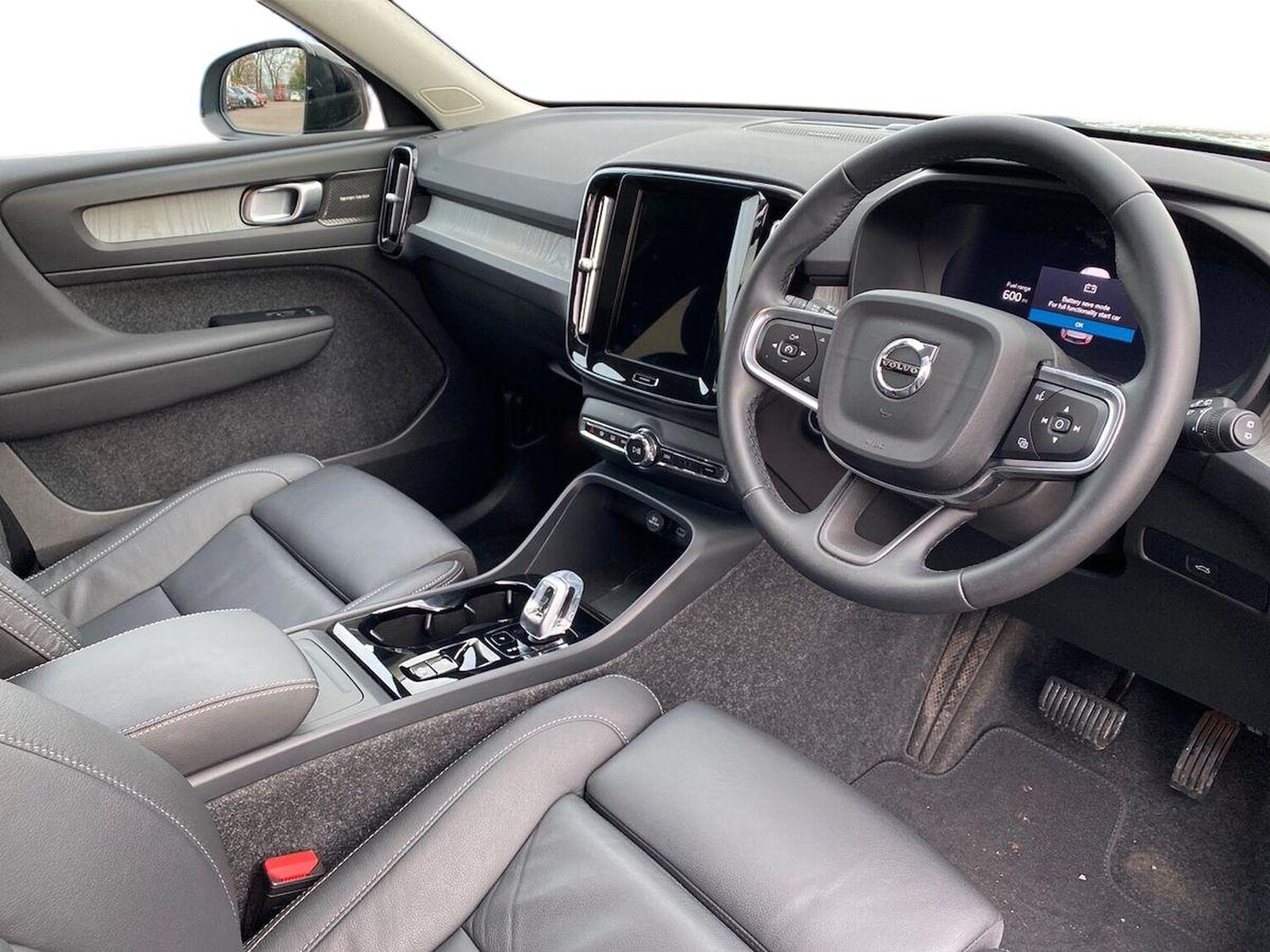 Used Volvo XC40 2025 for sale - 77487505: Photo 15