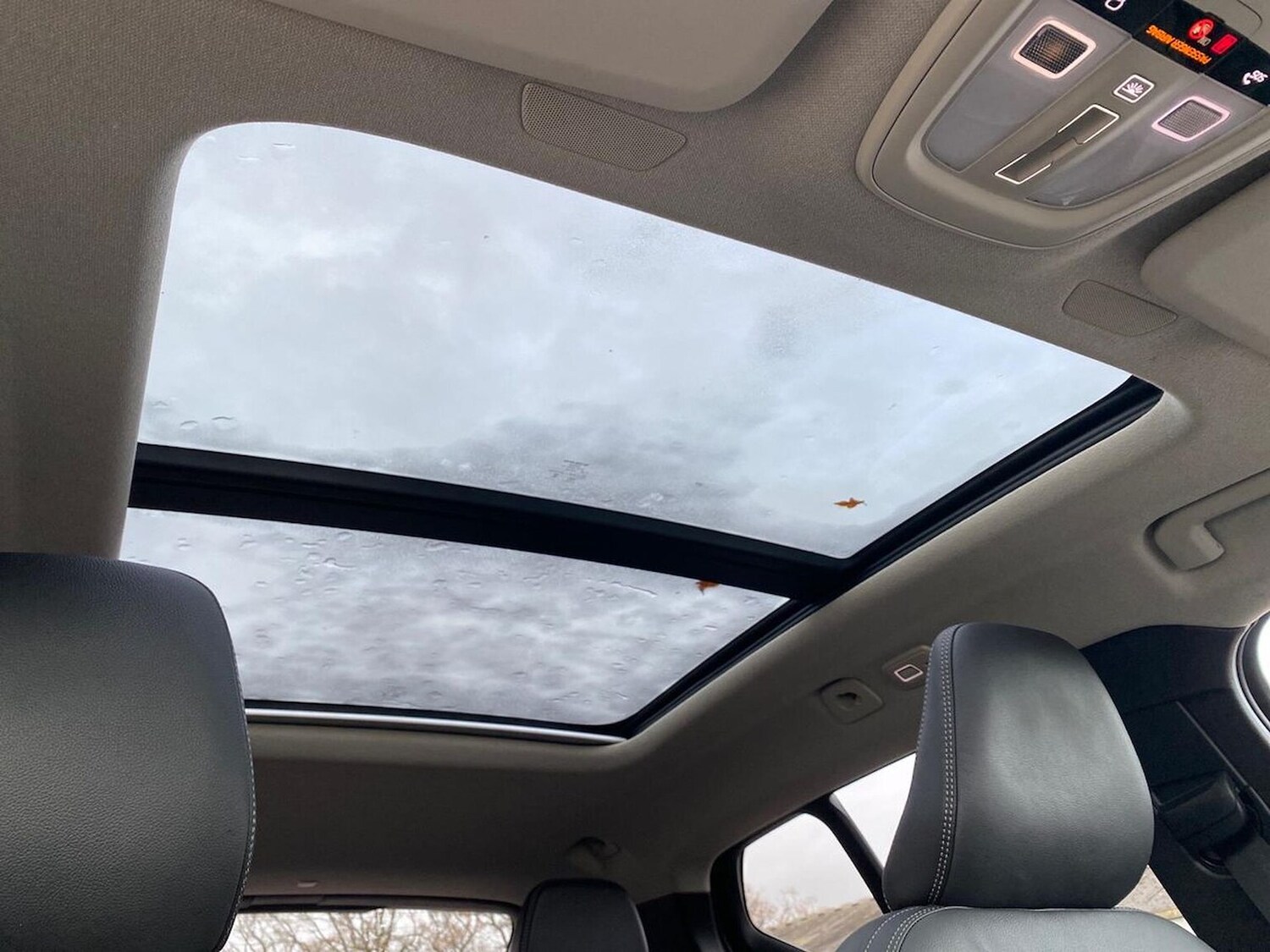 Used Volvo XC40 2025 for sale - 77487505: Photo 32