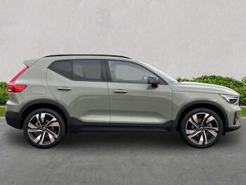 Used Volvo XC40 2025 for sale - 77487505: Photo