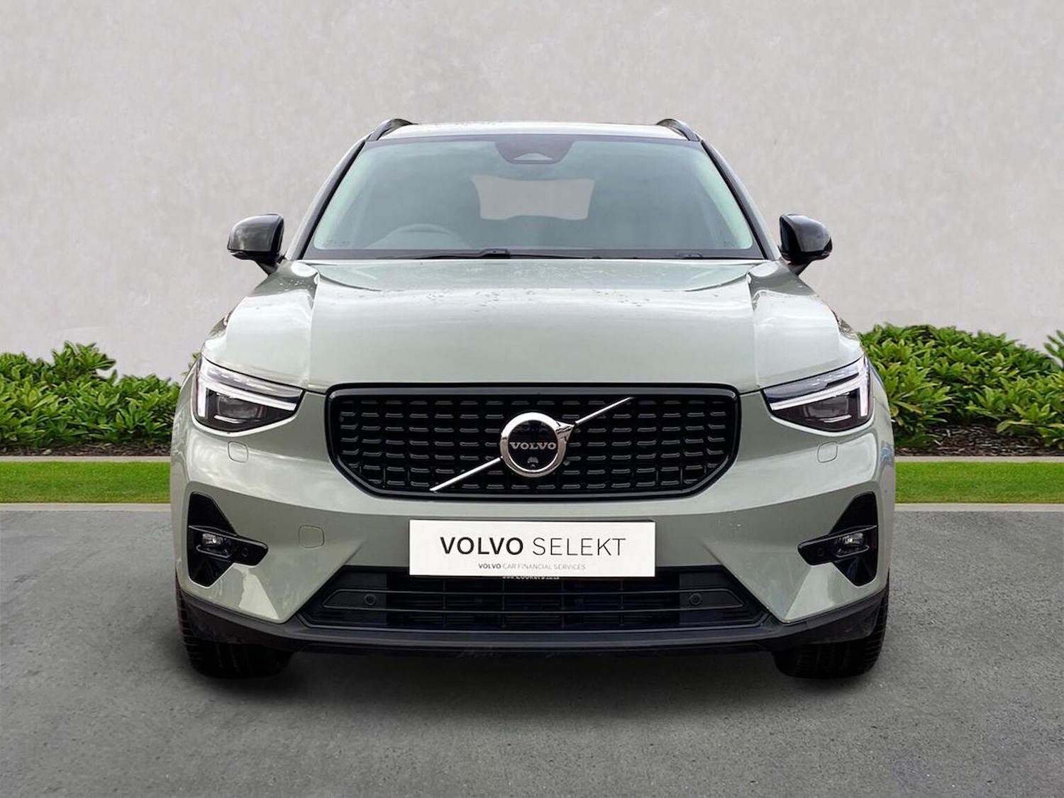 Used Volvo XC40 2025 for sale - 77487505: Photo 5