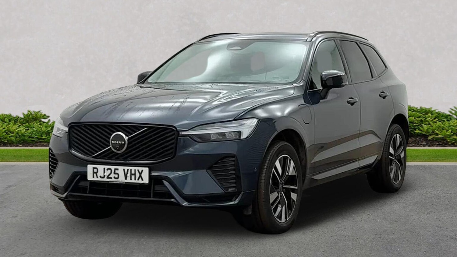 Used Volvo XC60 2025 for sale - 77888646: Photo 16